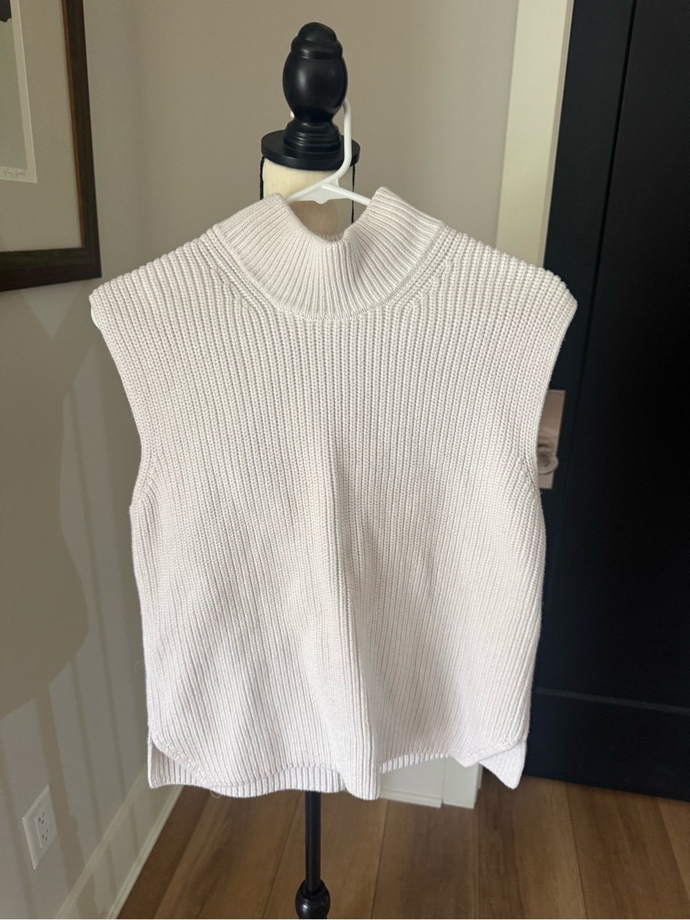 Abercrombie & Fitch Sleeveless Cowl Neck Sweater Vest in Cream